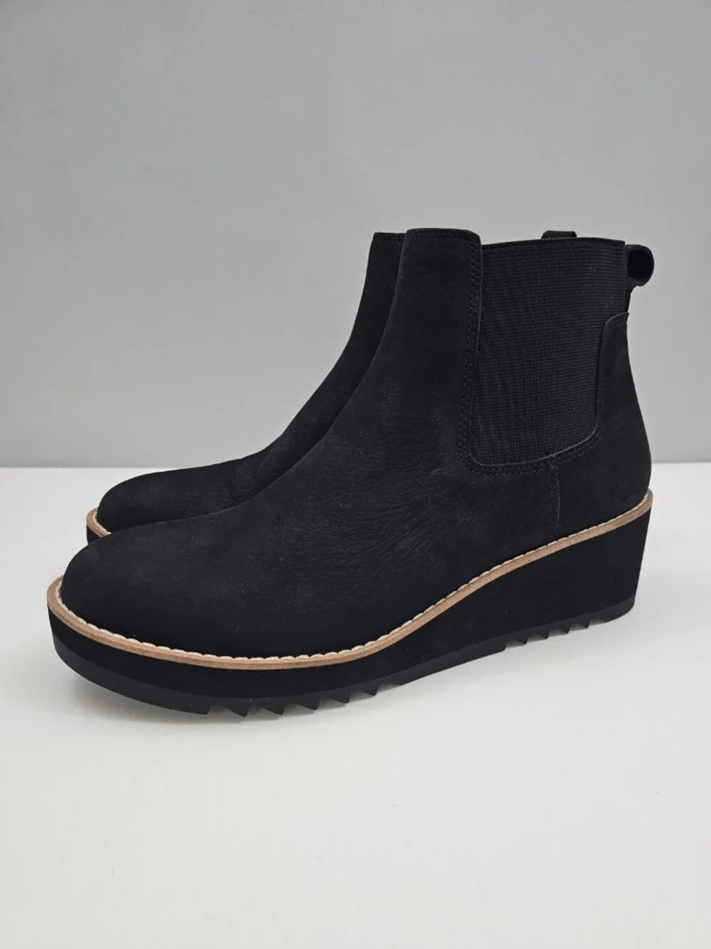 Eileen Fisher Luv Chelsea Wedge Ankle Boot Black Leather Pull On Womens 9